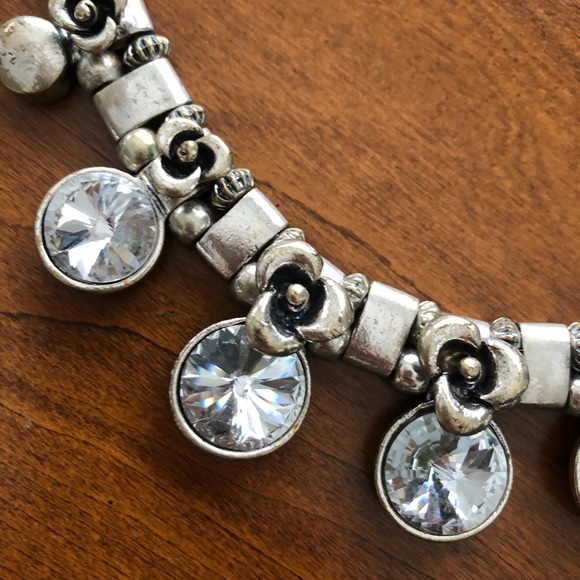 Necklace with Jewels - Picture 5 of 8